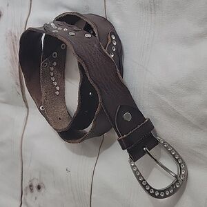 Country Western Belt All Leather Beautiful Stones and Details size Large